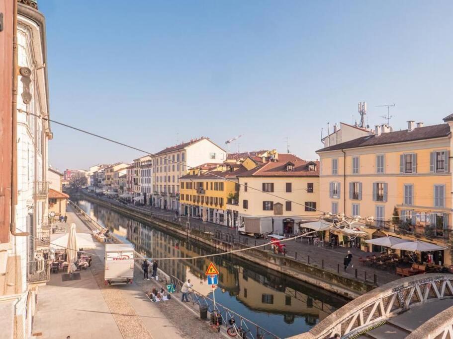 Romantic Flat On Navigli River By Easylife Milano Eksteriør billede